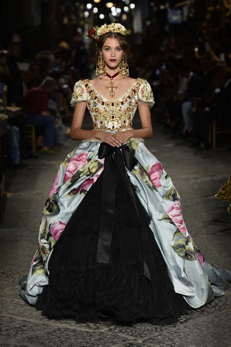 dolce gabbana alta moda 2018 dicembre|dolce gabbana fashion show 2024.